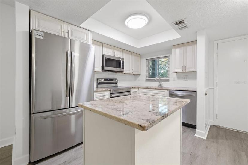 Picture of 1524 Lakeview Road Unit 305, Clearwater FL 33756