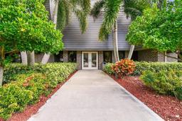 Picture of 36750 Us Highway 19 N Unit 15118, Palm Harbor, FL 34684