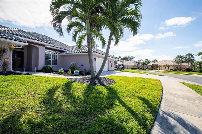 Picture of 521 Pennyroyal Place, Venice FL 34293