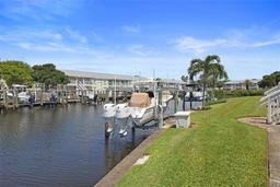 Picture of 3Ls Beach Drive Se Unit 3Ls, St Petersburg, FL 33705