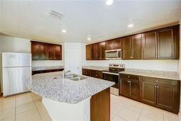 Picture of 1147 Moyle Way, Mascotte, FL 34753