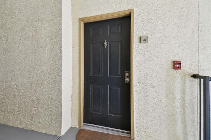 Picture of 5612 Pinnacle Heights Circle Unit 304, Tampa FL 33624