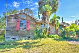 Picture of 1320 Lakeview Drive, Sebring, FL 33870