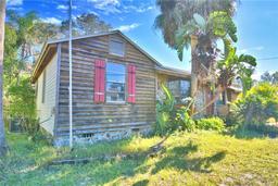 Picture of 1320 Lakeview Drive, Sebring, FL 33870