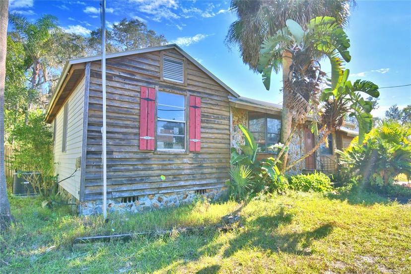 Picture of 1320 Lakeview Drive, Sebring FL 33870