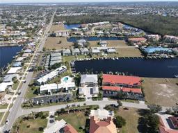 Picture of 3216 Purple Martin Drive Unit 123, Punta Gorda, FL 33950