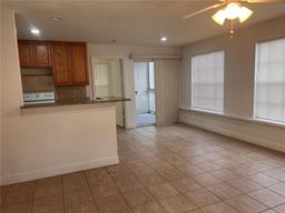 Picture of 1075 S Hiawassee Road Unit 911, Orlando, FL 32835