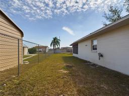 Picture of 162 N 2Nd Street, Eagle Lake, FL 33839