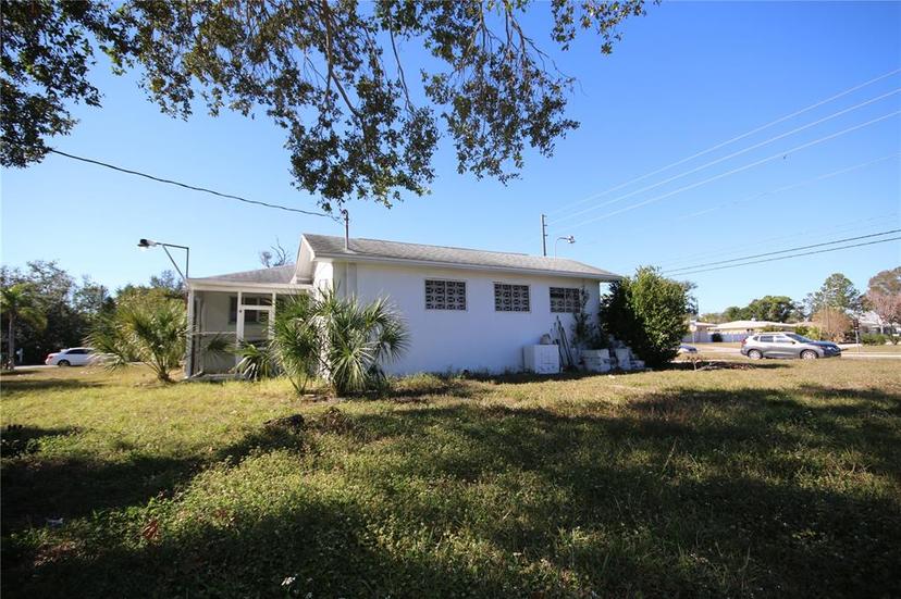 Picture of 801 Woodruff Avenue, Clearwater FL 33756