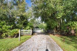 Picture of 1268 NW Pine Creek Avenue, Arcadia, FL 34266