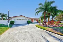 Picture of 1575 Brookside Boulevard, Largo, FL 33770