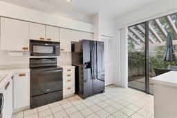 Picture of 5432 Hampstead Heath Unit 26, Sarasota, FL 34235