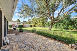 Picture of 627 SE 18Th Terrace, Cape Coral, FL 33990