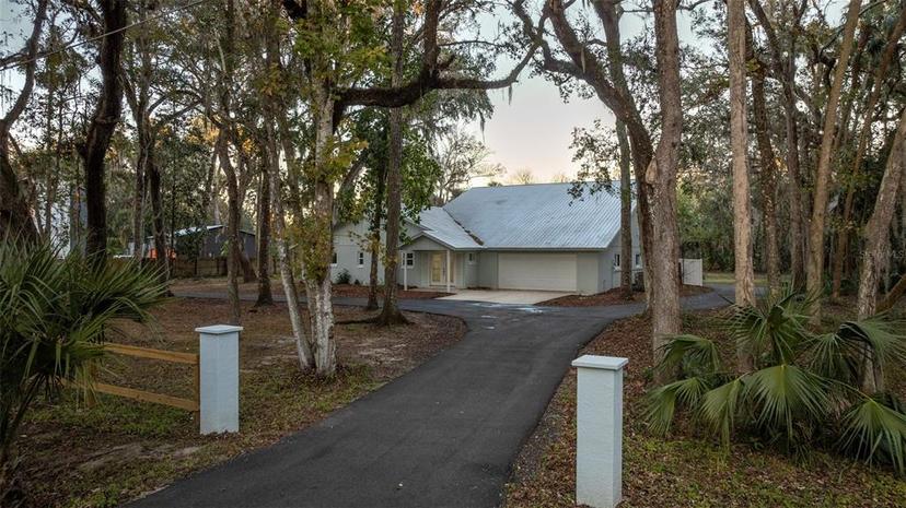 Picture of 555 Wildwood Drive, New Smyrna Beach FL 32168