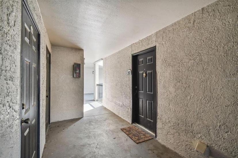 Picture of 8517 Island Breeze Lane Unit 207, Temple Terrace FL 33637