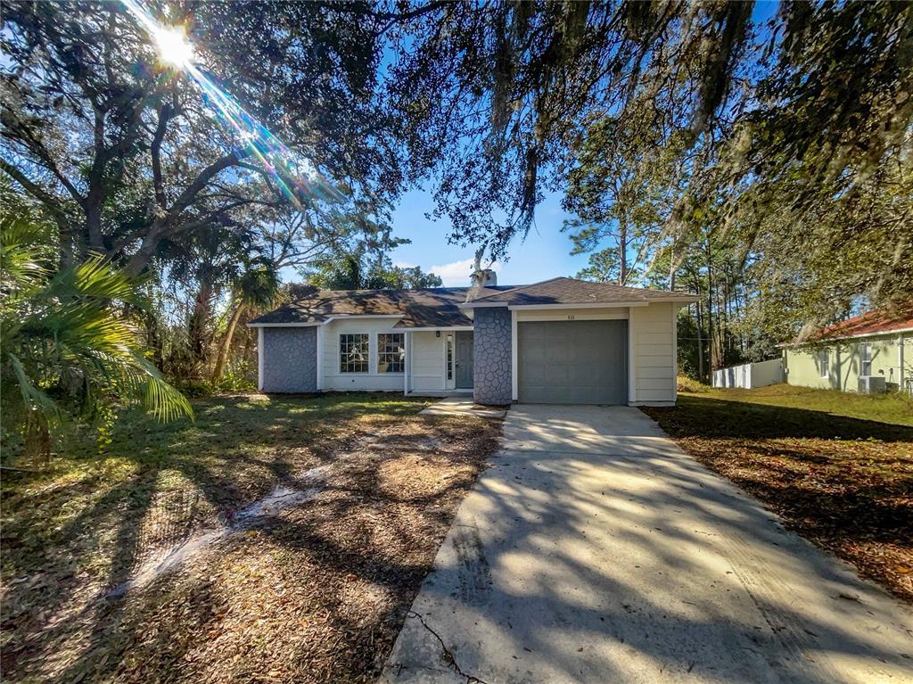 Picture of 511 Cloudcroft Drive, Deltona, FL 32738