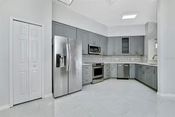 Picture of 7615 Bay Port Road Unit 36, Orlando, FL 32819