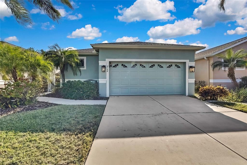 Picture of 8148 Ambersweet Place, Land O Lakes, FL 34637