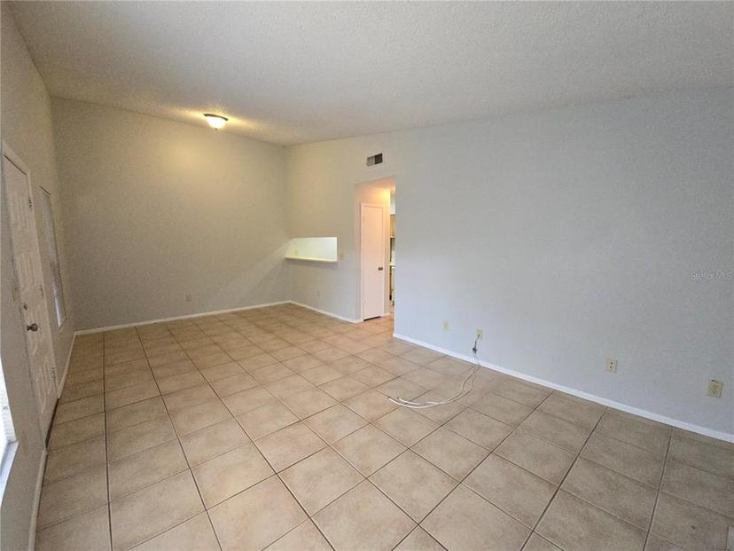 Picture of 4031 Tumble Wood Trail Unit 203, Tampa FL 33613