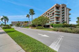 Picture of 1 Key Capri Unit 112E, Treasure Island, FL 33706