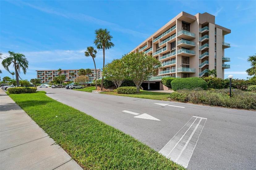 Picture of 1 Key Capri Unit 112E, Treasure Island FL 33706