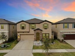 Picture of 12643 Horseshoe Bend Drive, Lithia, FL 33547