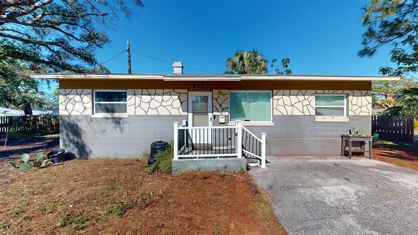 Picture of 827 26Th Avenue S, St Petersburg FL 33705