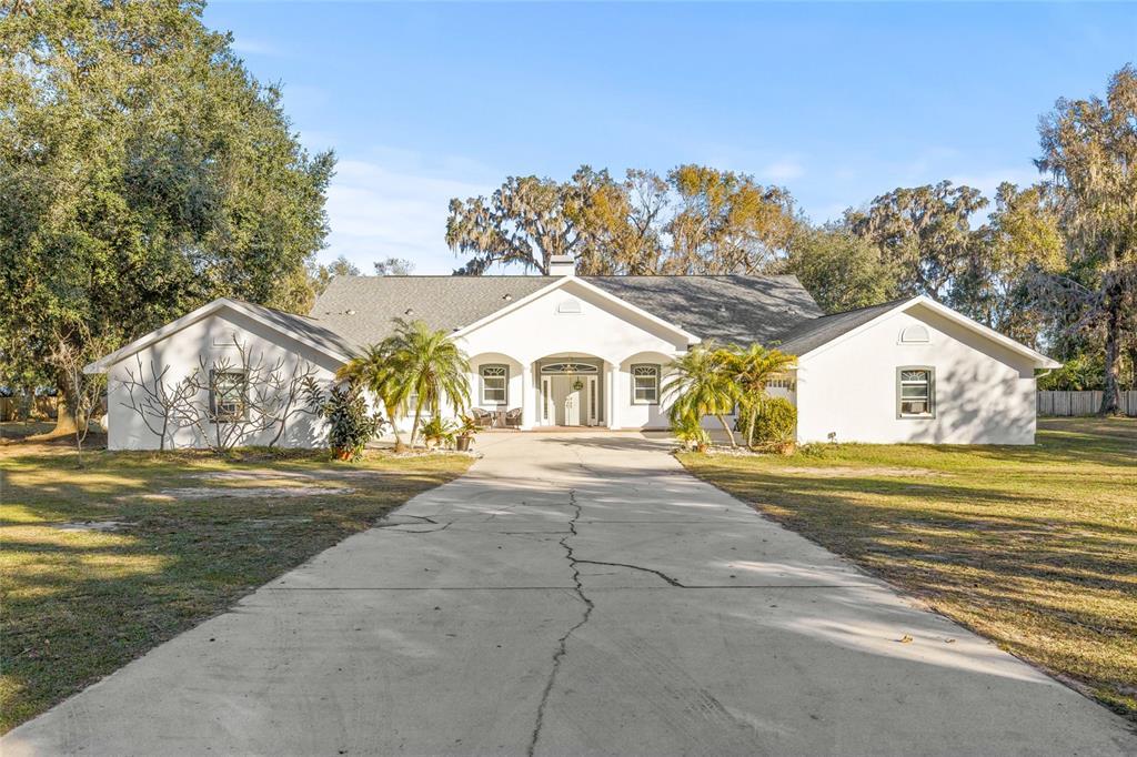 Picture of 31445 Amberlea Road, Dade City, FL 33523