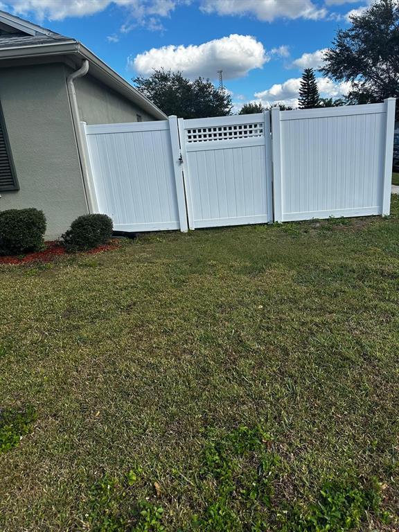 Picture of 1315 Blackwater Pond Drive W, Orlando FL 32828