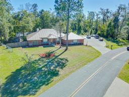 Picture of 618 NW Emerald Lakes Drive, Lake City, FL 32055