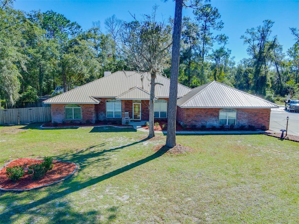 Picture of 618 NW Emerald Lakes Drive, Lake City, FL 32055