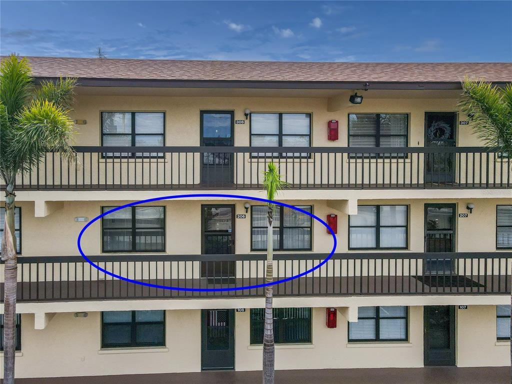 Picture of 425 30Th Avenue W Unit C206, Bradenton, FL 34205