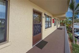 Picture of 425 30Th Avenue W Unit C206, Bradenton, FL 34205