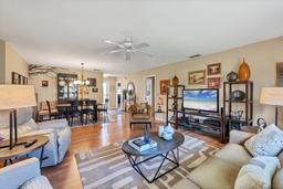 Picture of 4045 Oakhurst Drive Unit 3125, Sarasota, FL 34233