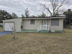 Picture of 4293 County Road 136, Wildwood, FL 34785