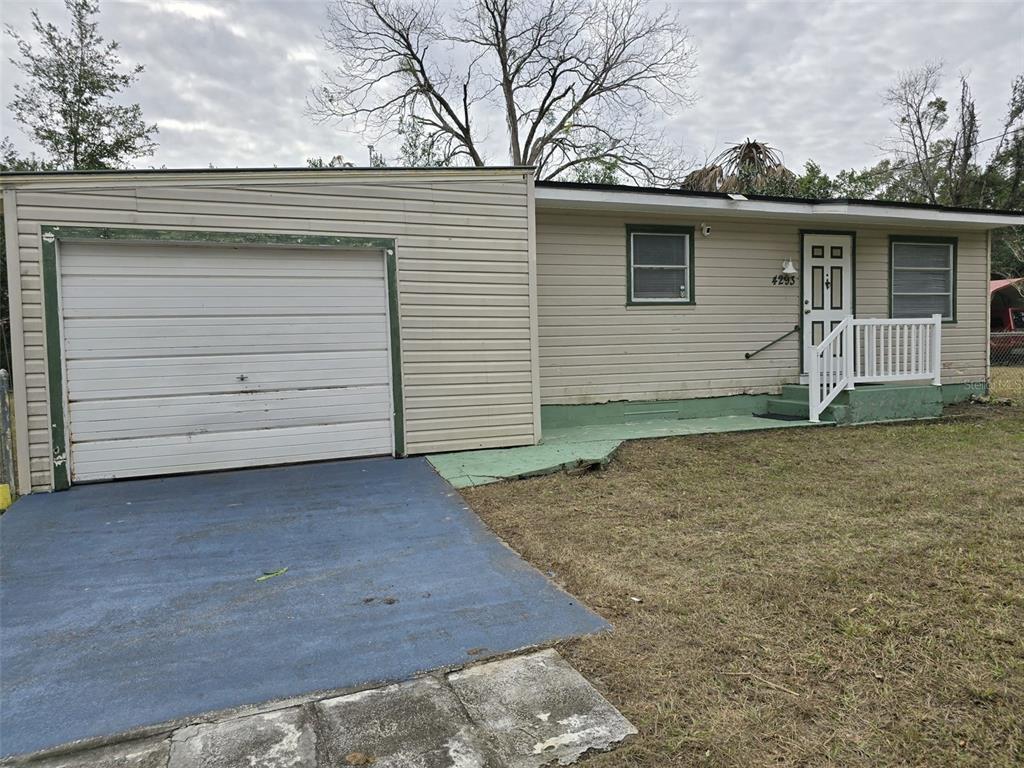 Picture of 4293 County Road 136, Wildwood, FL 34785