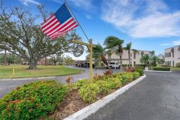 Picture of 113 Elmwood Circle Unit 113, Seminole, FL 33777