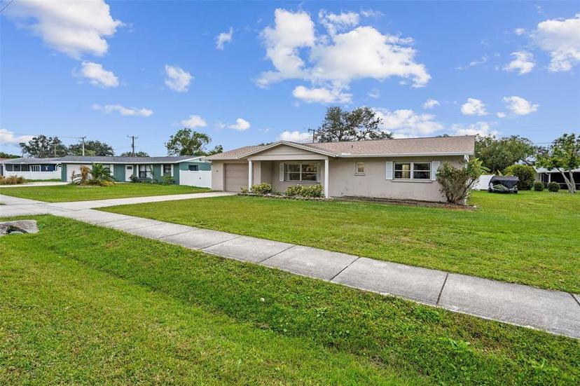 Picture of 1215 E Venice Avenue, Venice FL 34285