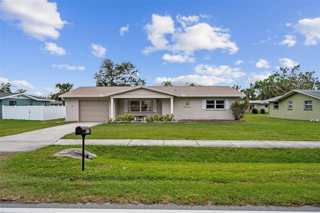 Picture of 1215 E Venice Avenue, Venice, FL 34285