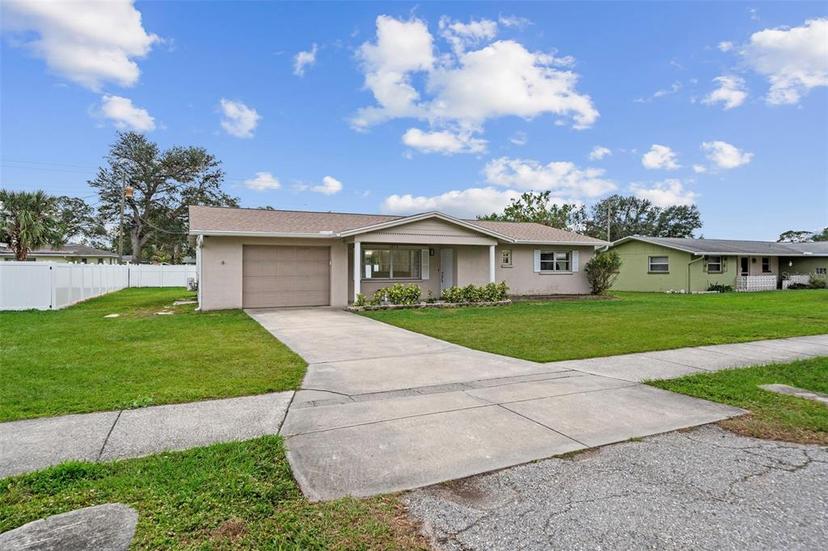 Picture of 1215 E Venice Avenue, Venice FL 34285