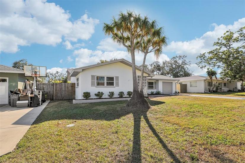 Picture of 10904 90Th Terrace, Seminole FL 33772