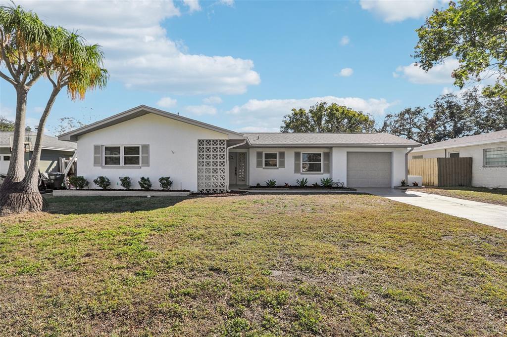 Picture of 10904 90Th Terrace, Seminole, FL 33772