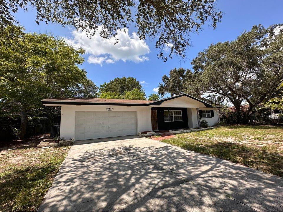 Picture of 1916 Macomber Avenue, Clearwater, FL 33755