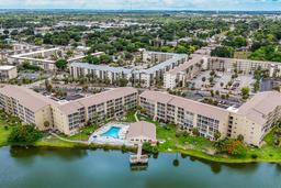 Picture of 3544 Lake Bayshore Drive Unit K123, Bradenton, FL 34205