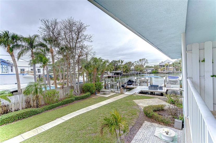 Picture of 300 Venetian Drive Unit 7, Clearwater FL 33755