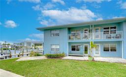 Picture of 300 Venetian Drive Unit 7, Clearwater, FL 33755