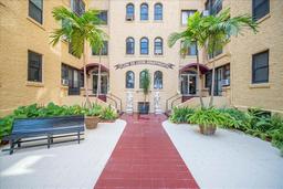 Picture of 130 4 Avenue N Unit 203, St Petersburg, FL 33701