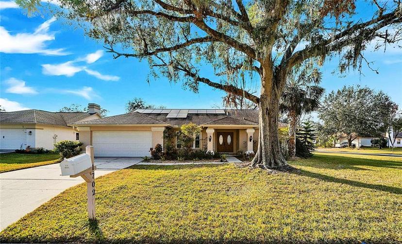 Picture of 1702 Horseshoe Drive, Plant City FL 33566