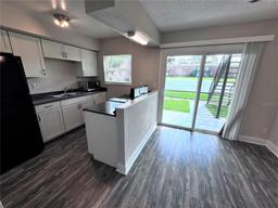 Picture of 5325 Curry Ford Road Unit 101, Orlando, FL 32812