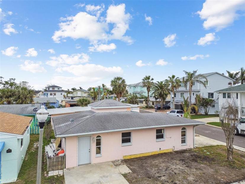 Picture of 306 180Th Avenue E, Redington Shores FL 33708